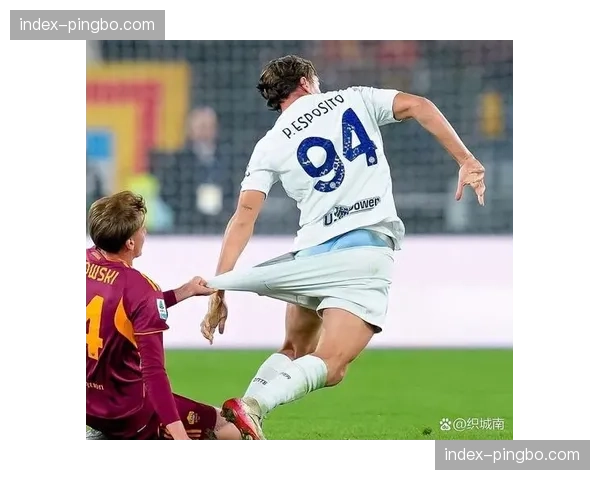 卡洛斯埃斯皮头顶脚踢梅开二度 替补登场三十分钟决定比赛